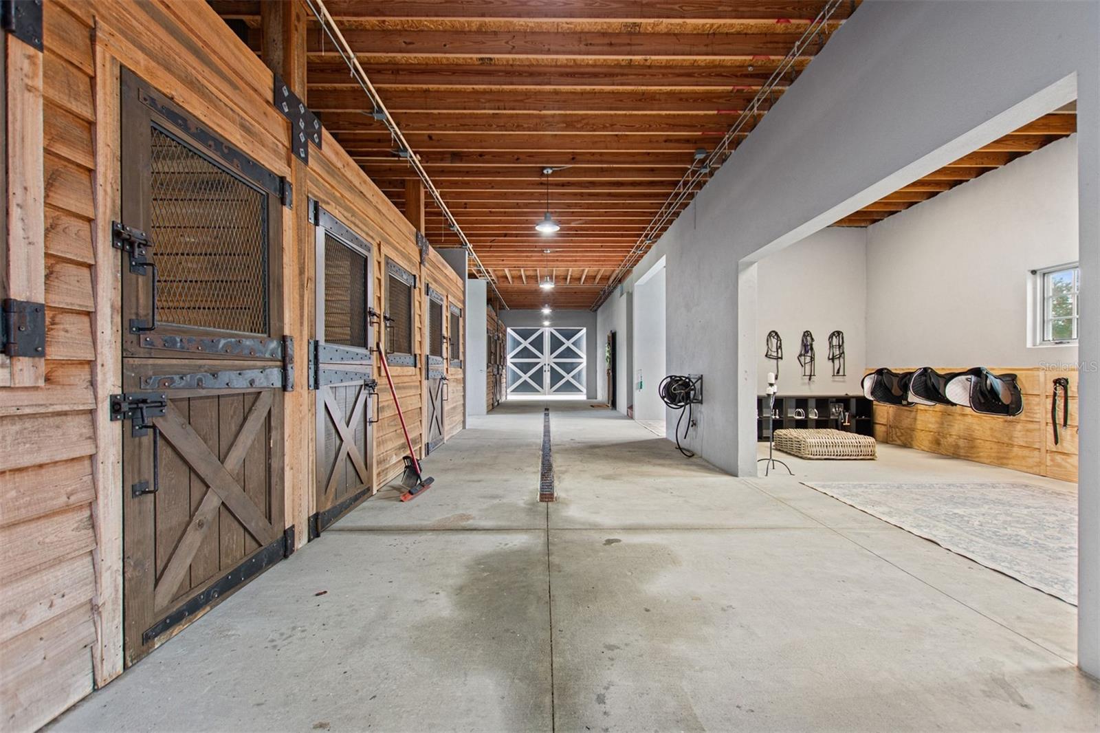 A4695332 Property Photo