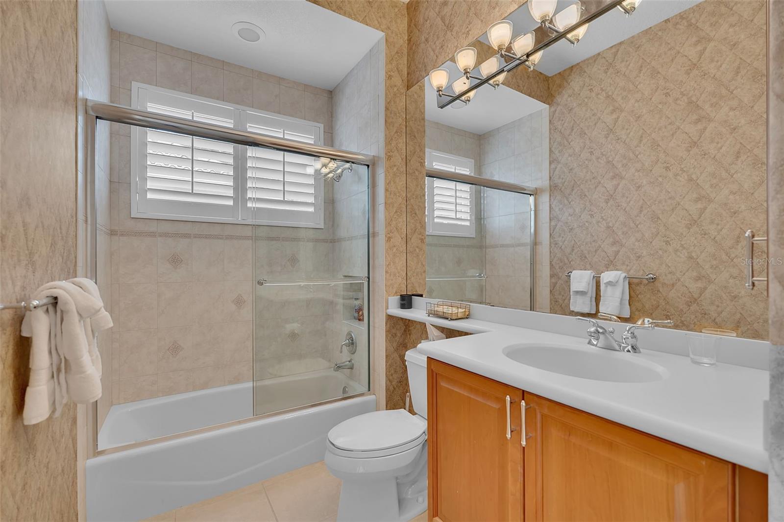 A4695466 Property Photo