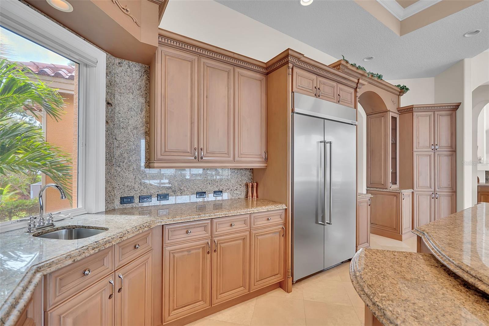 A4695466 Property Photo