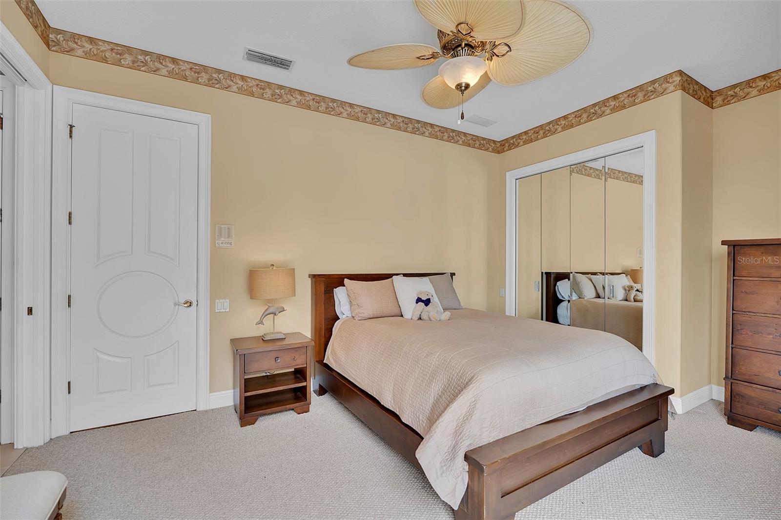 A4695466 Property Photo