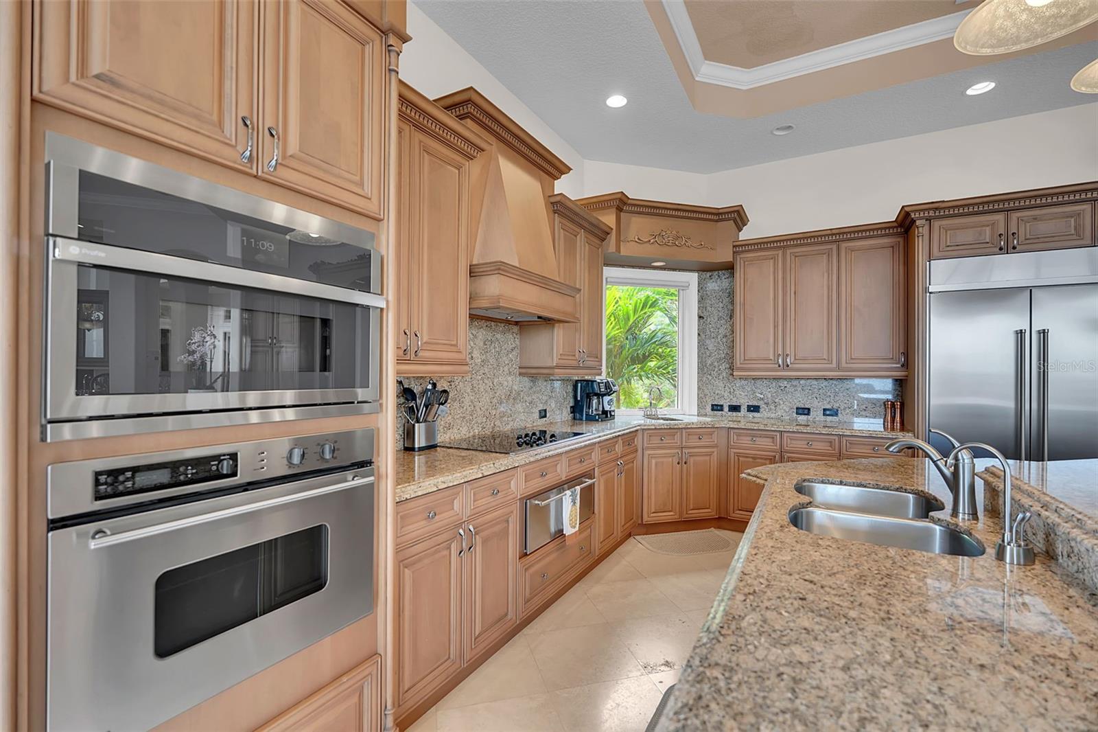 A4695466 Property Photo