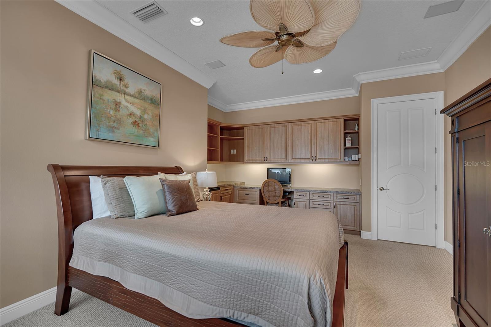 A4695466 Property Photo