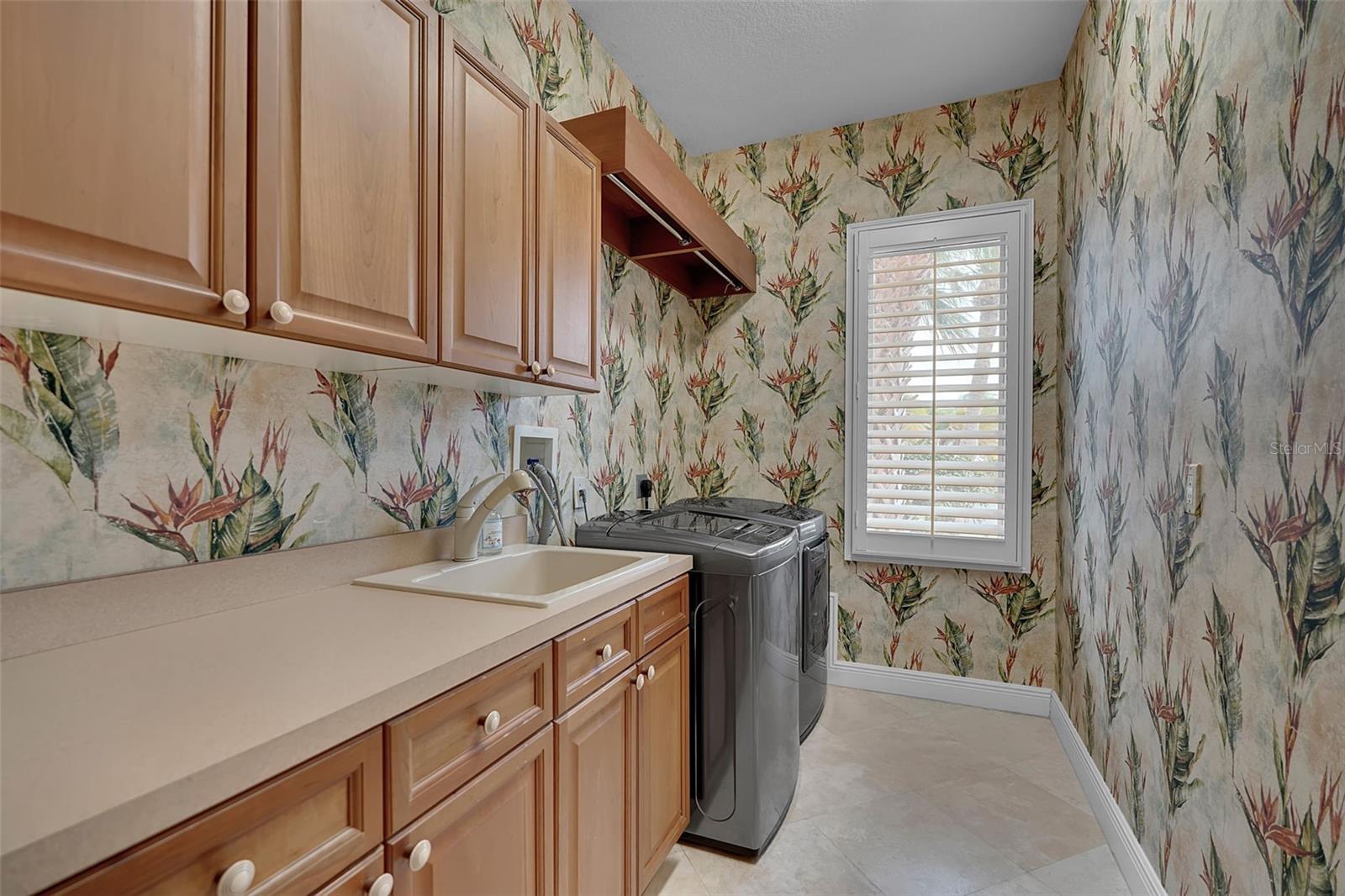 A4695466 Property Photo