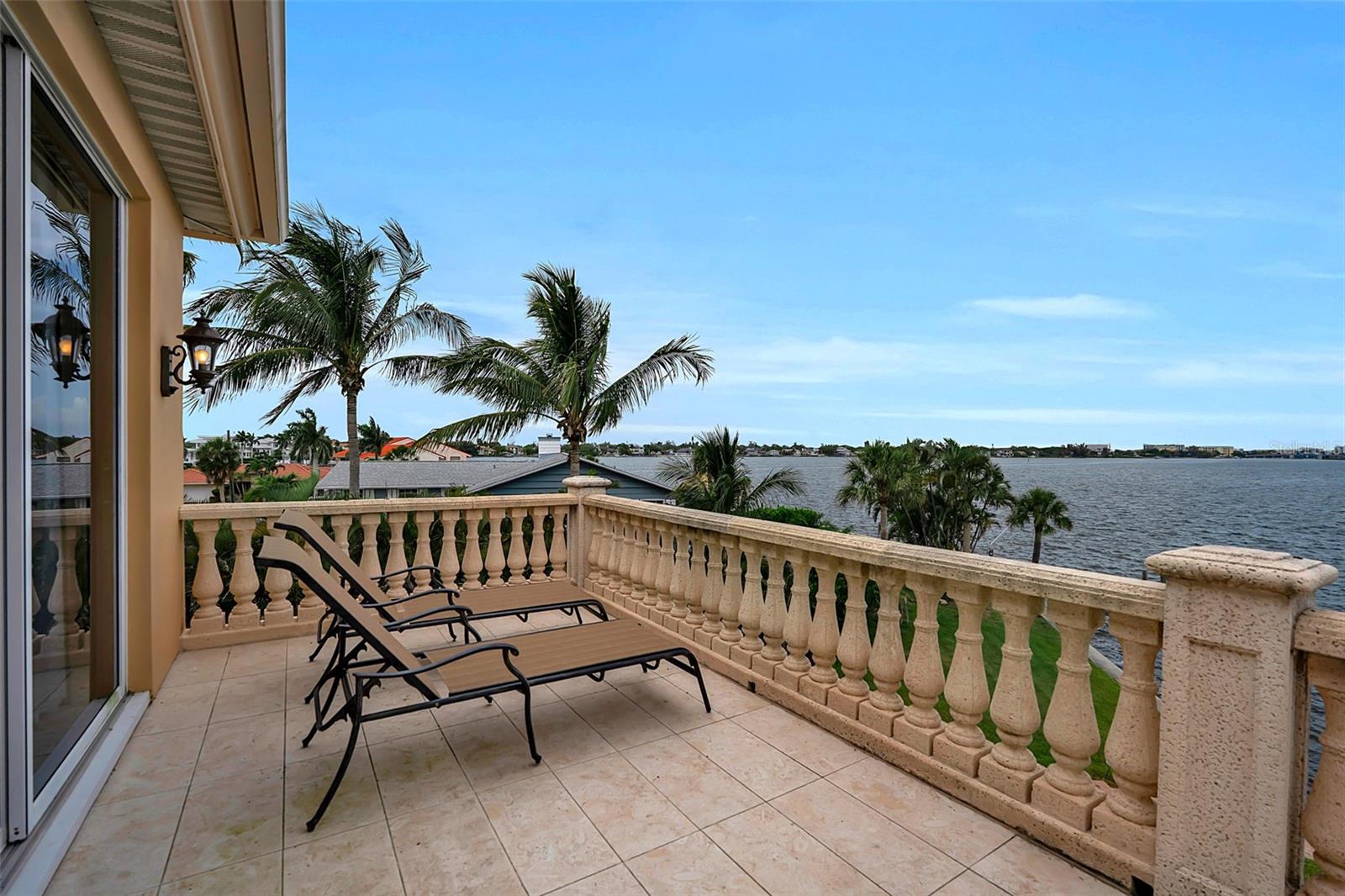 A4695466 Property Photo
