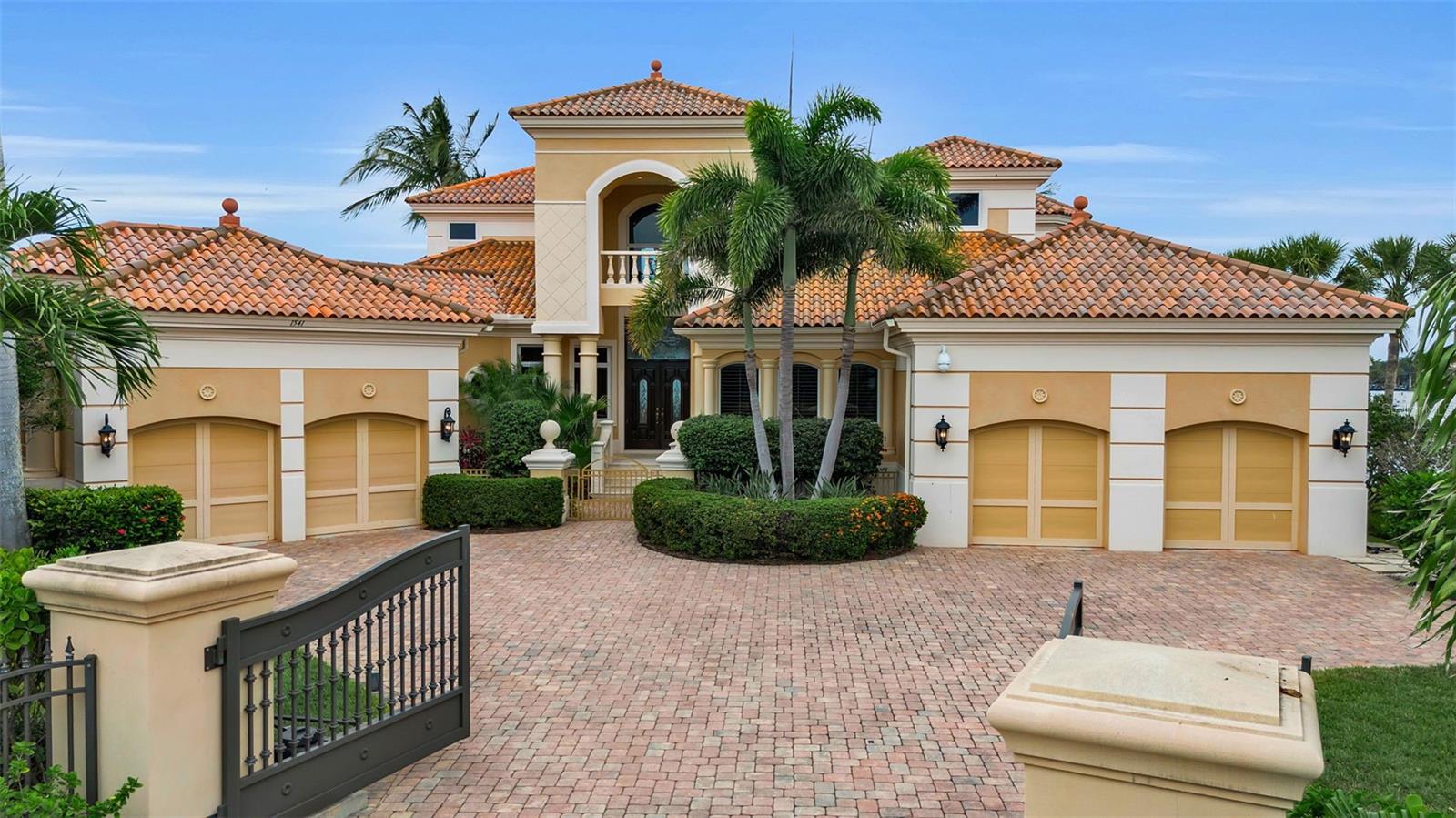 A4695466 Property Photo