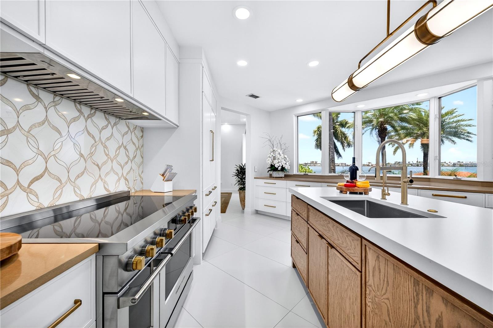 A4695510 Property Photo