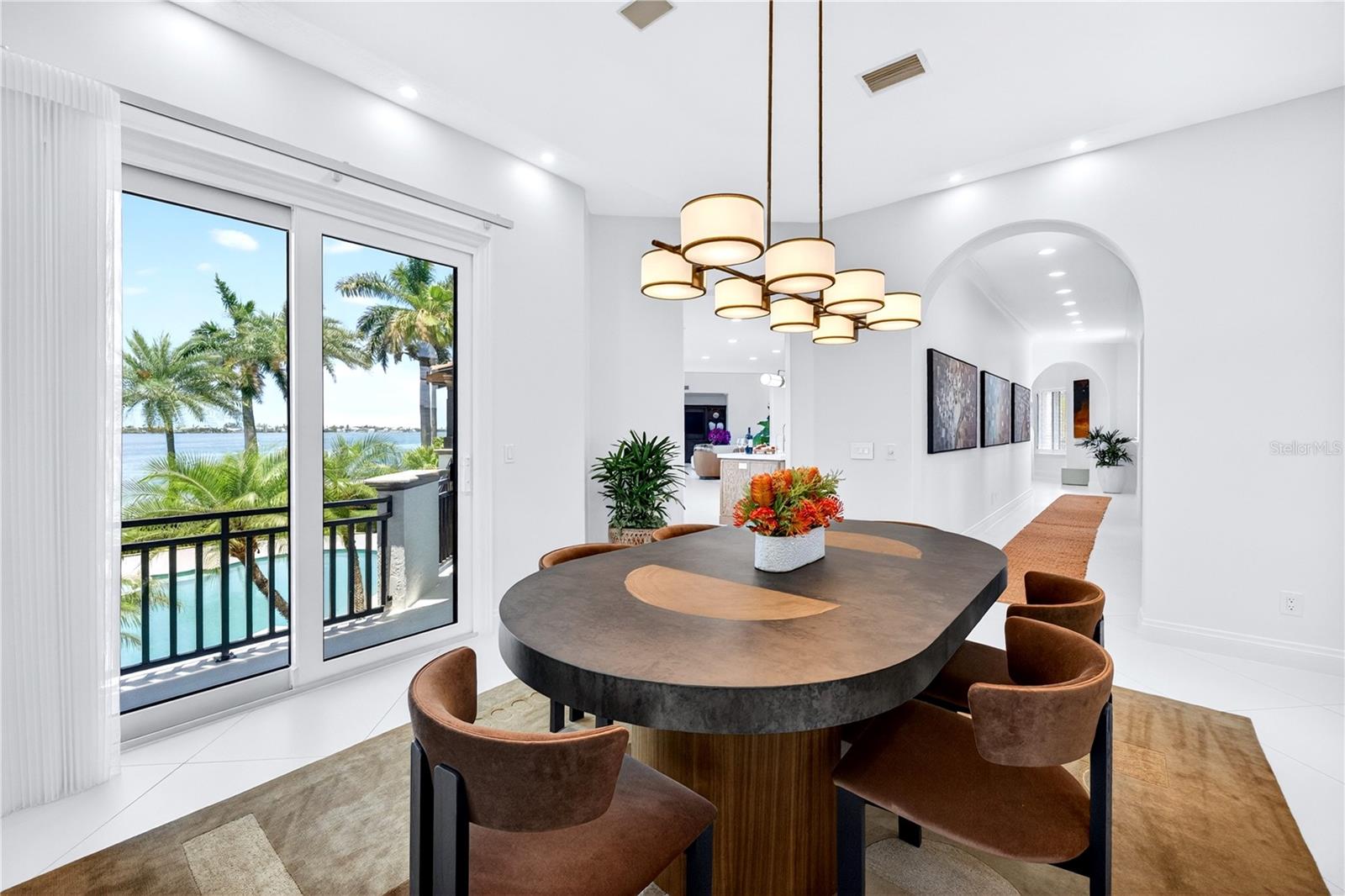 A4695510 Property Photo