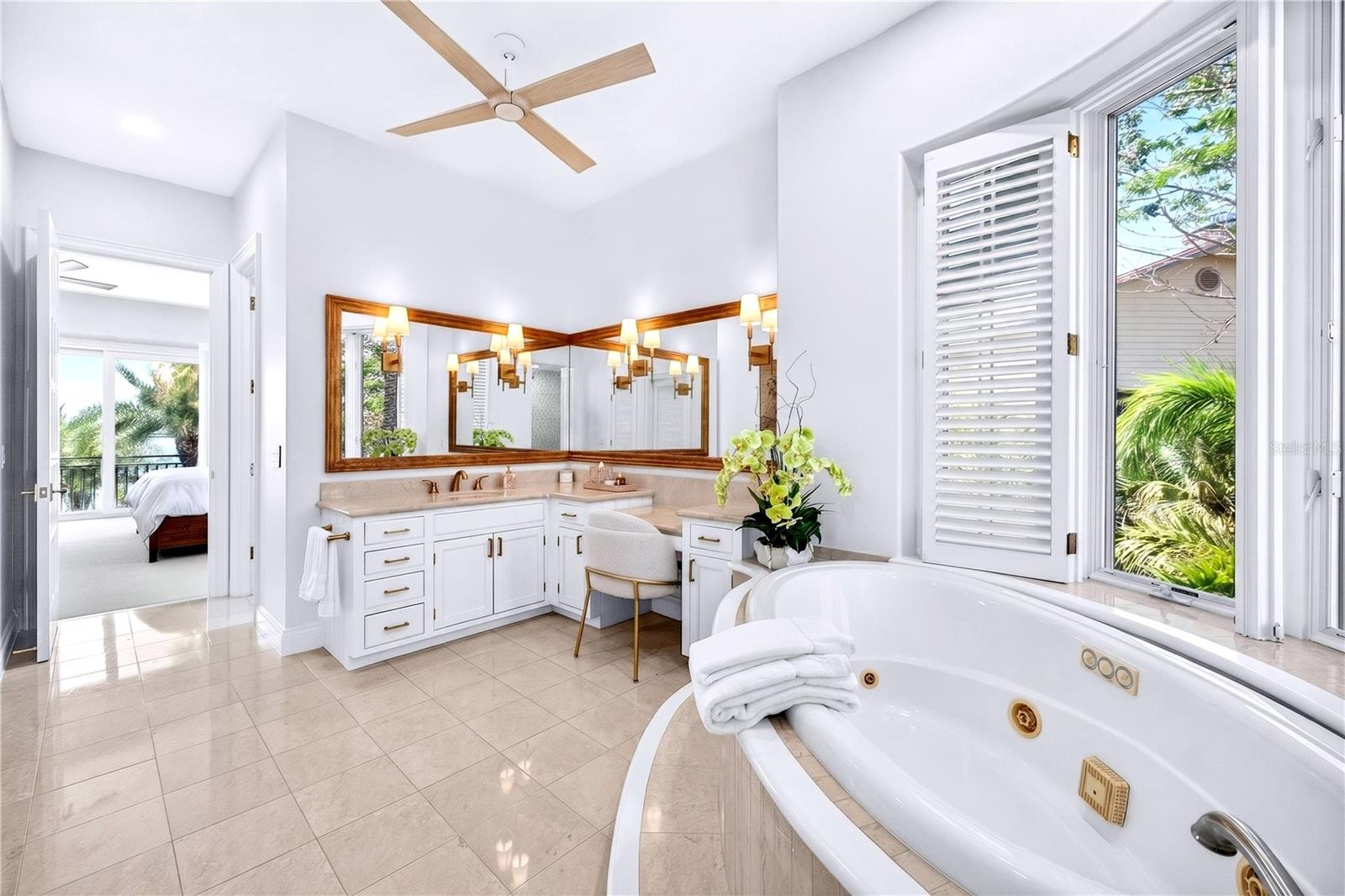 A4695510 Property Photo