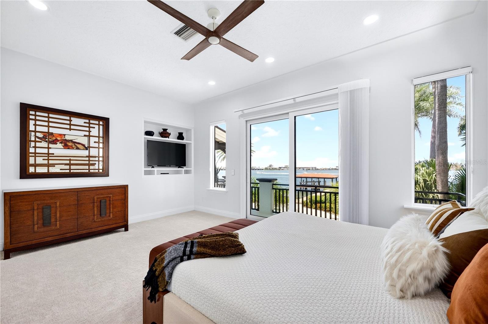 A4695510 Property Photo