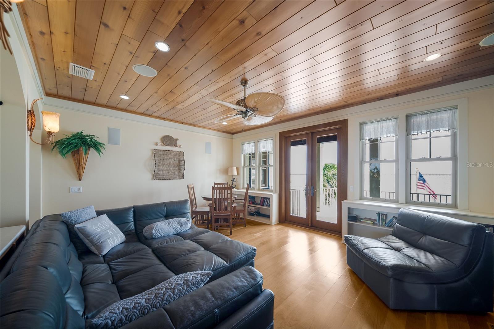 A4695861 Property Photo