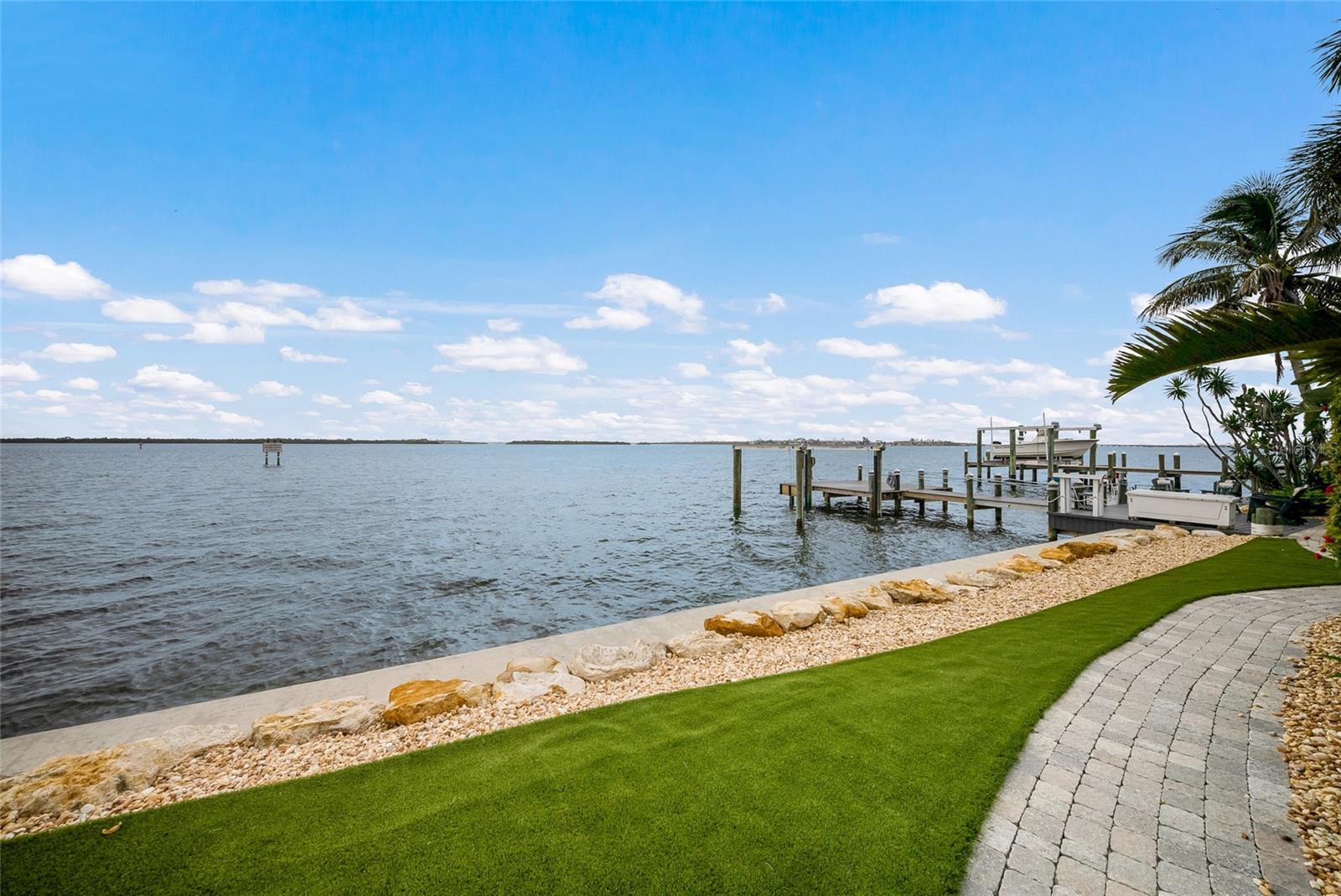 A4695861 Property Photo