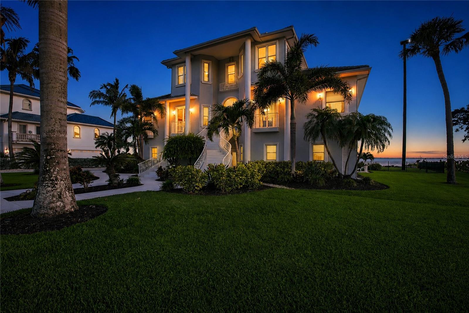 A4695898 Property Photo