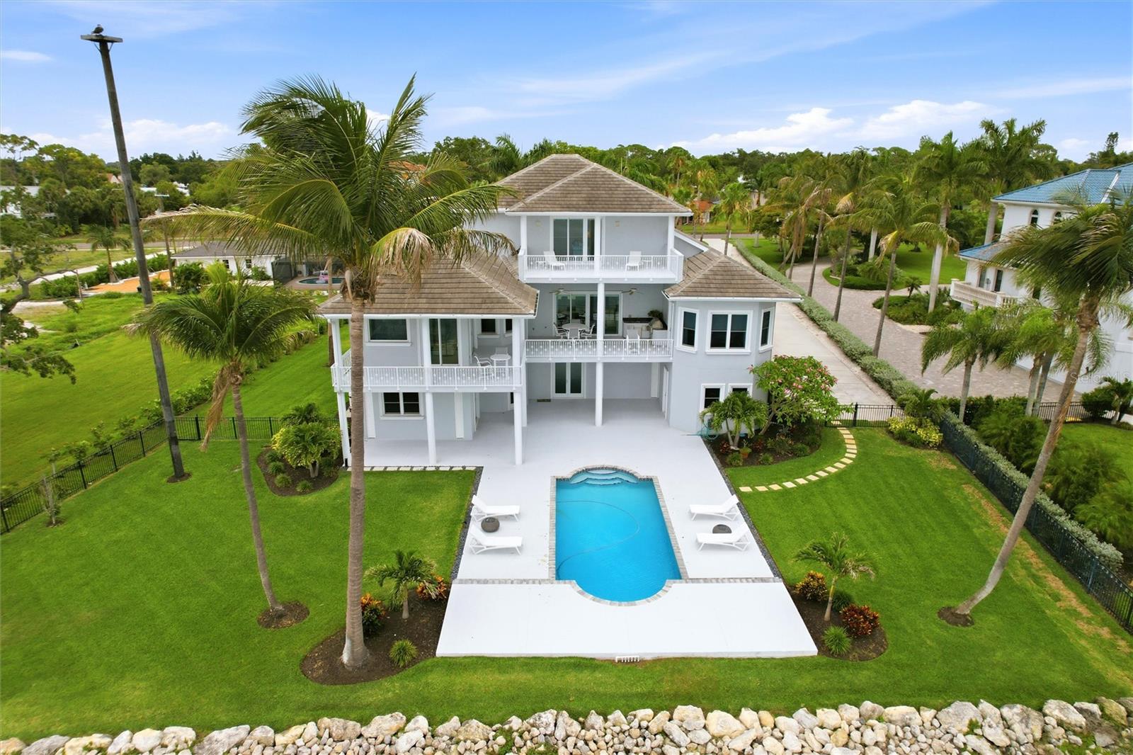A4695898 Property Photo
