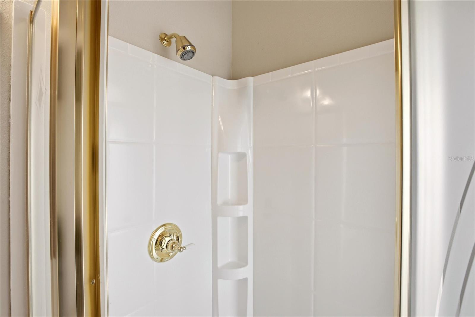 A4695898 Property Photo