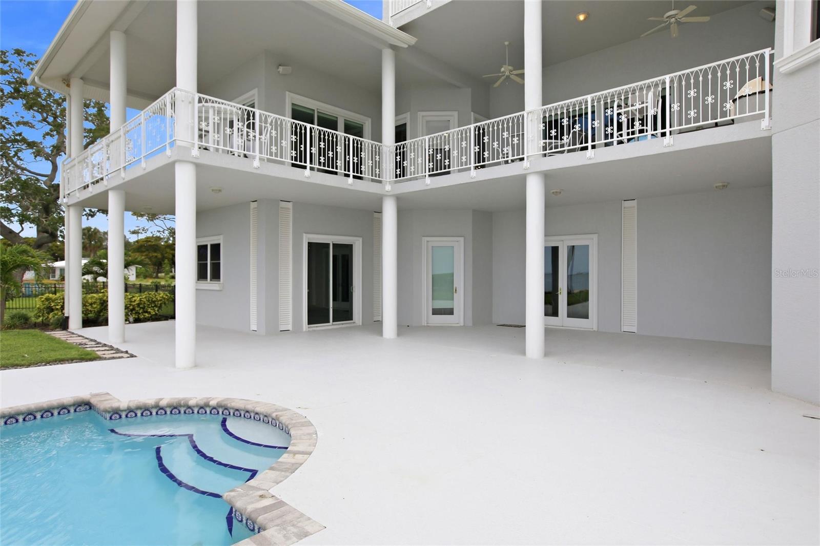 A4695898 Property Photo