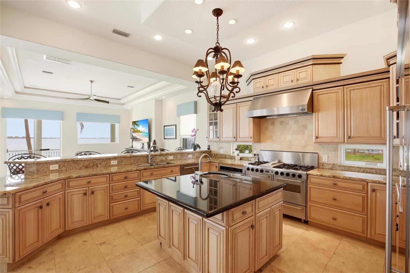 A4695898 Property Photo