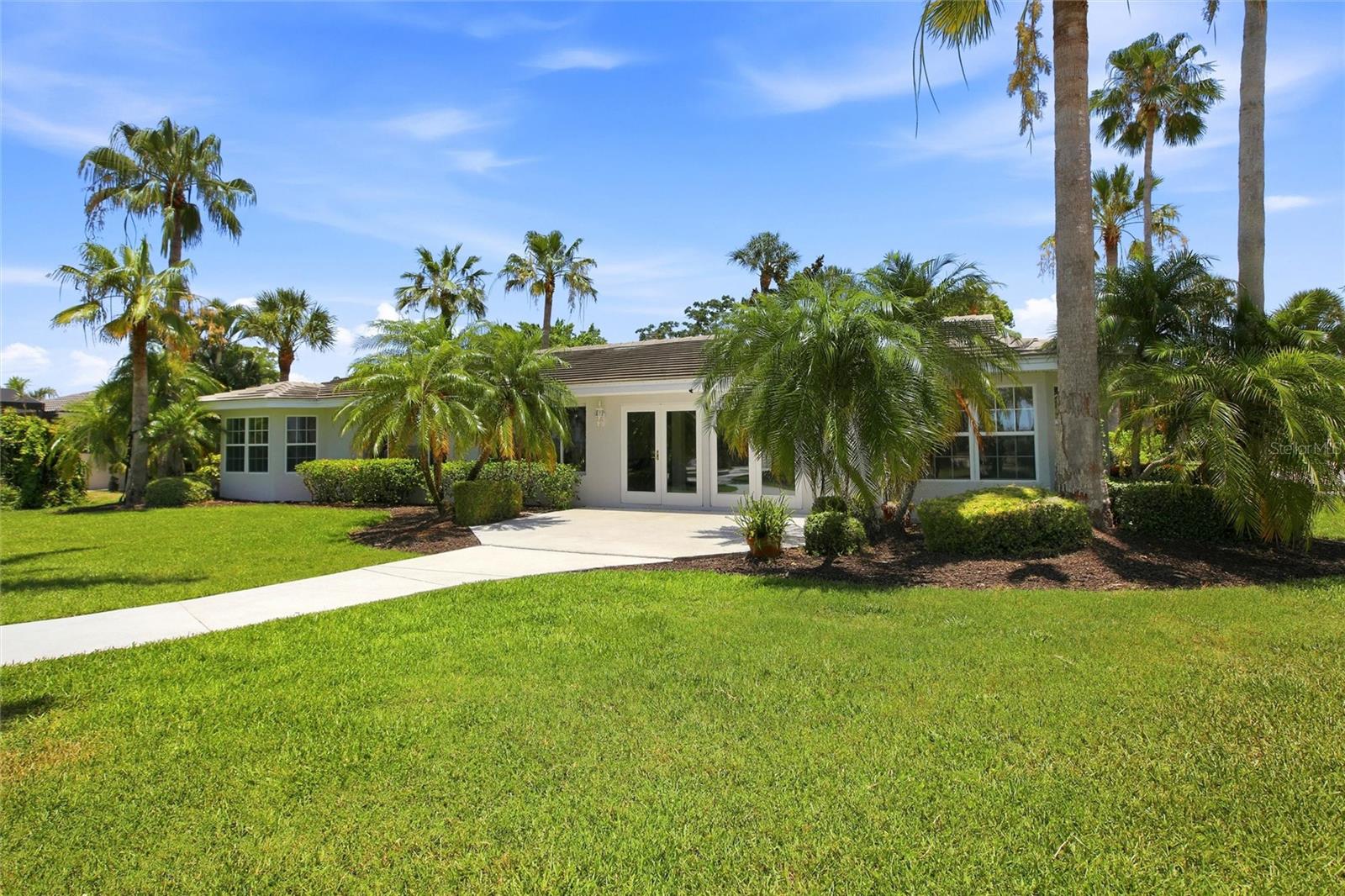 A4695898 Property Photo