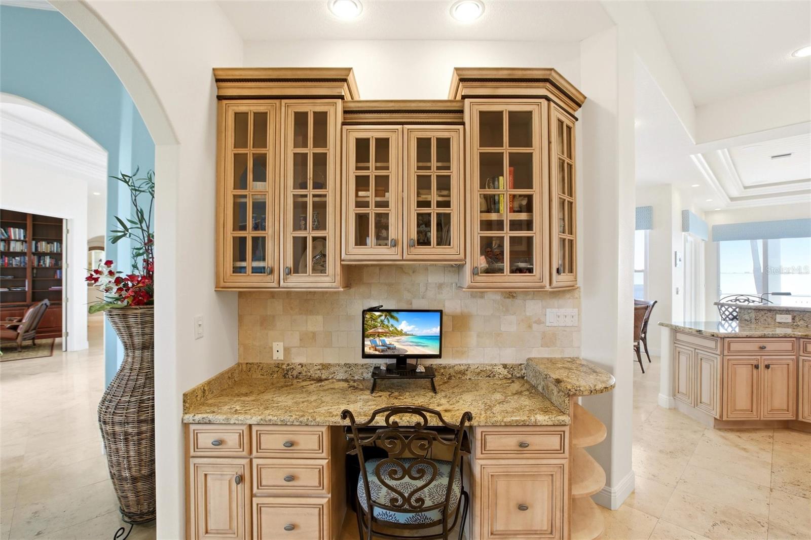 A4695898 Property Photo