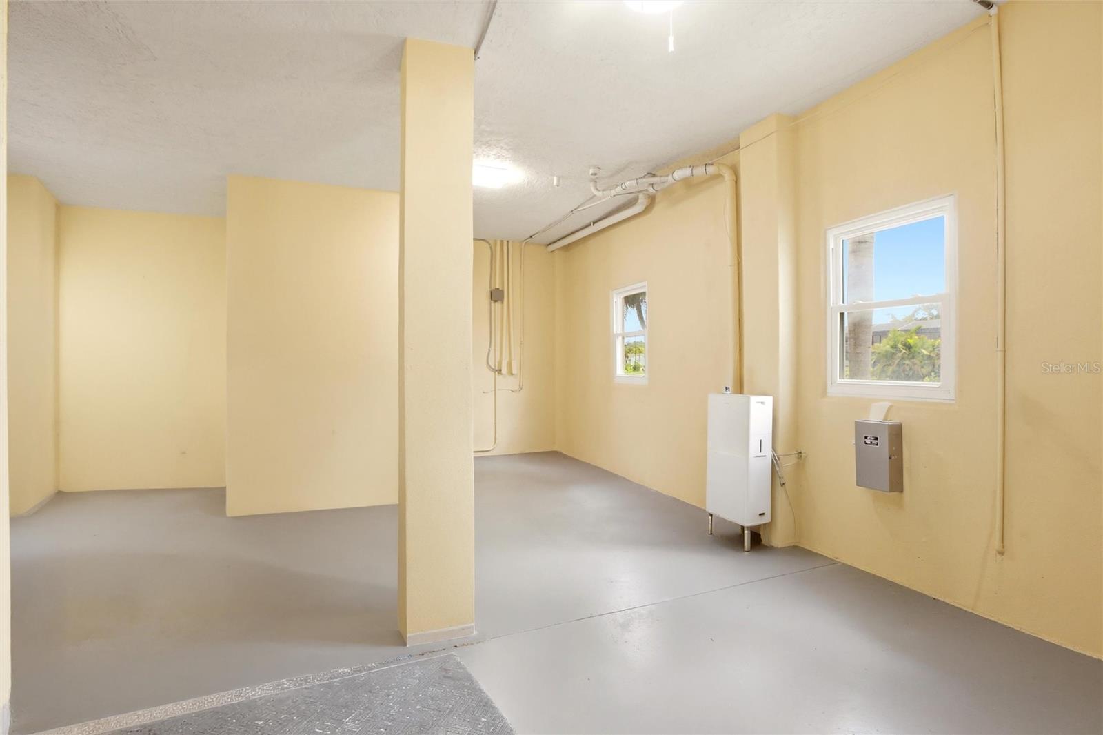 A4695898 Property Photo