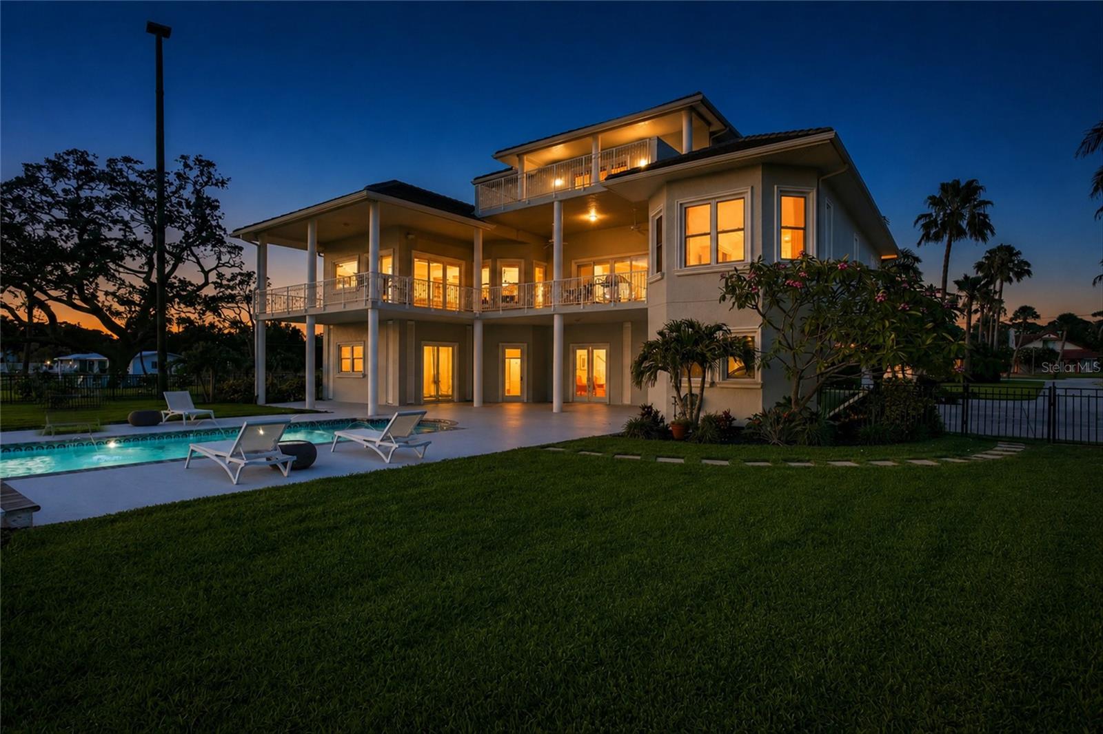 A4695898 Property Photo