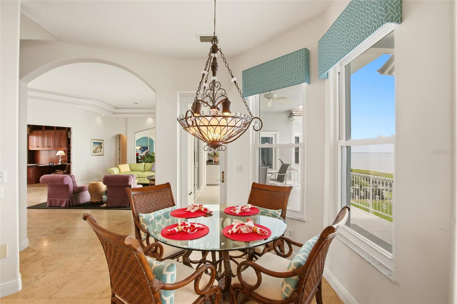 A4695898 Property Photo