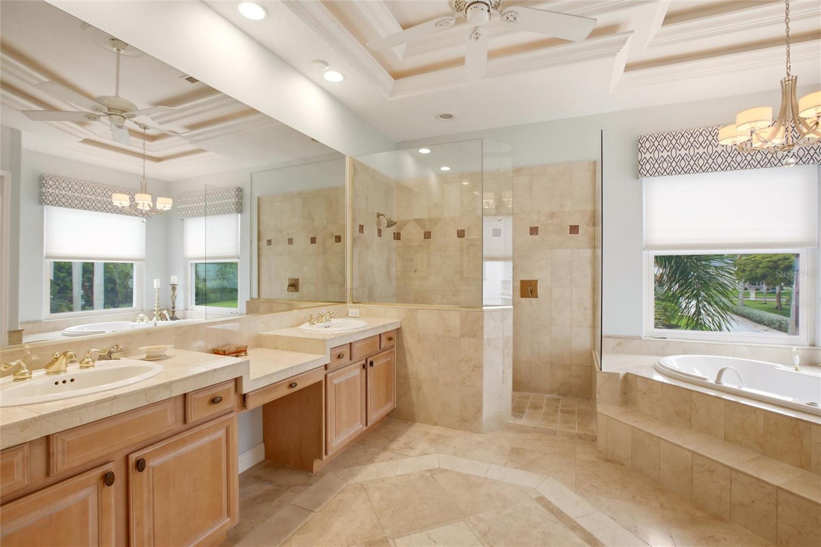 A4695898 Property Photo