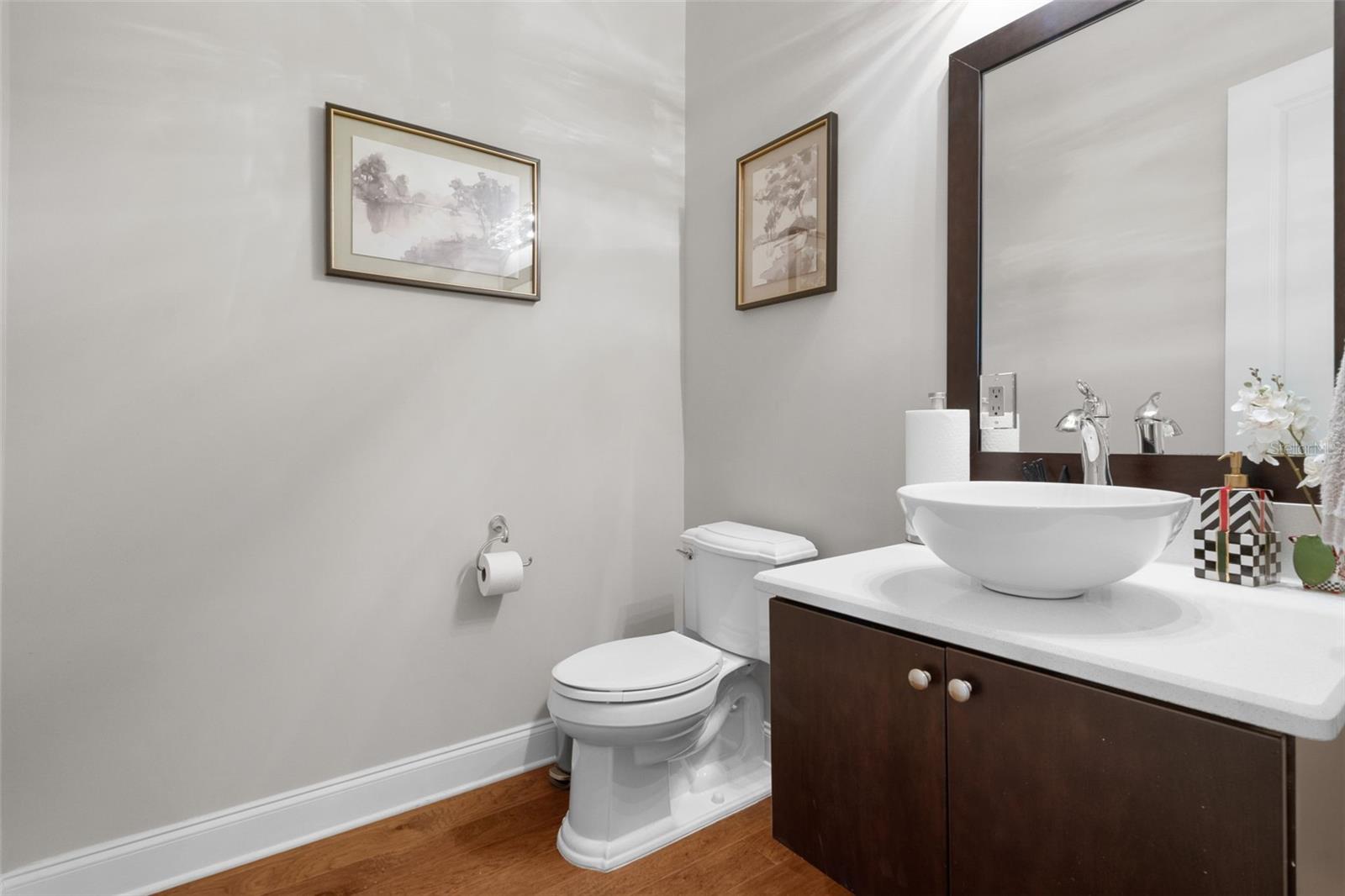 TB8515550 Property Photo