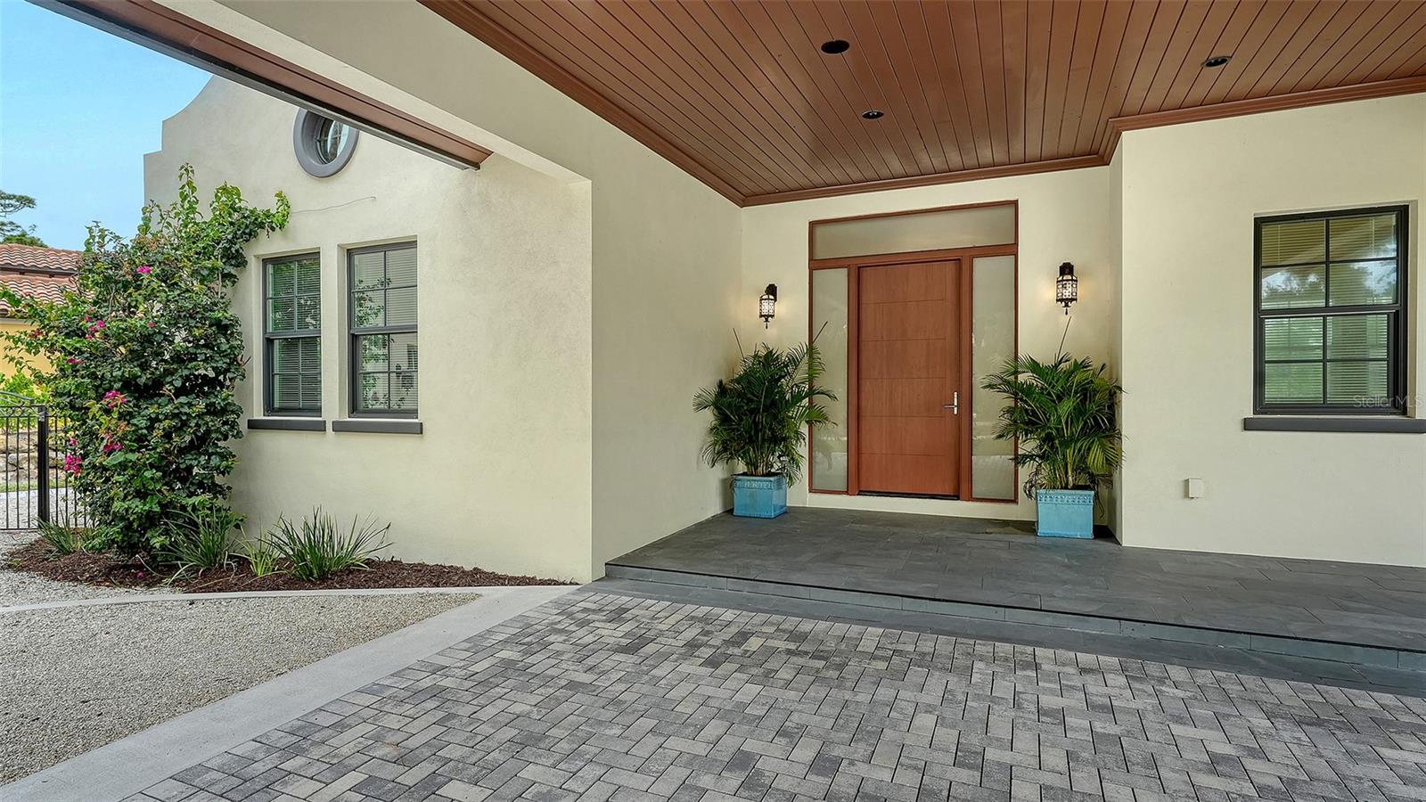 A4695959 Property Photo