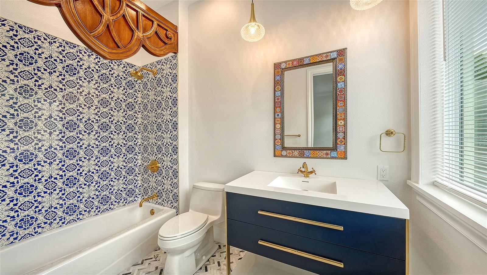 A4695959 Property Photo