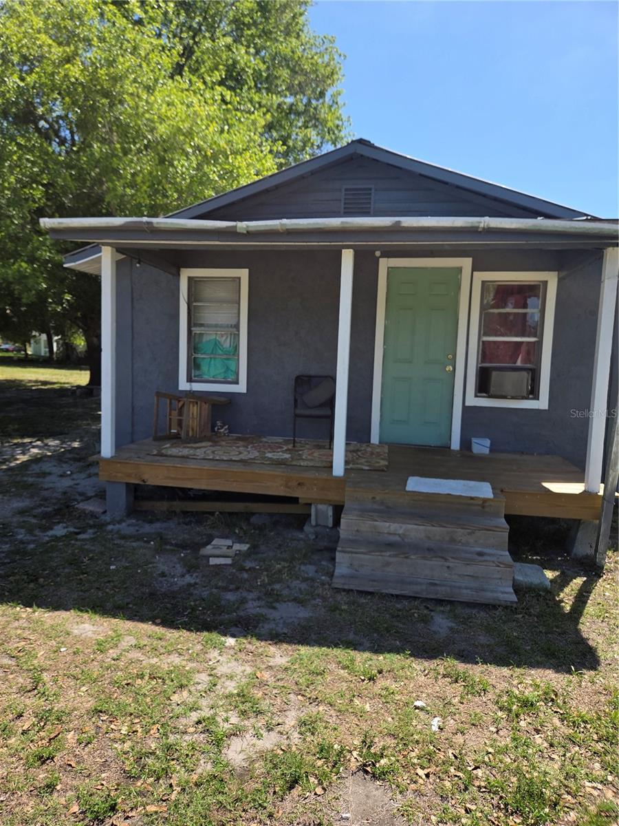 MLS# TB8516453 Property Photo