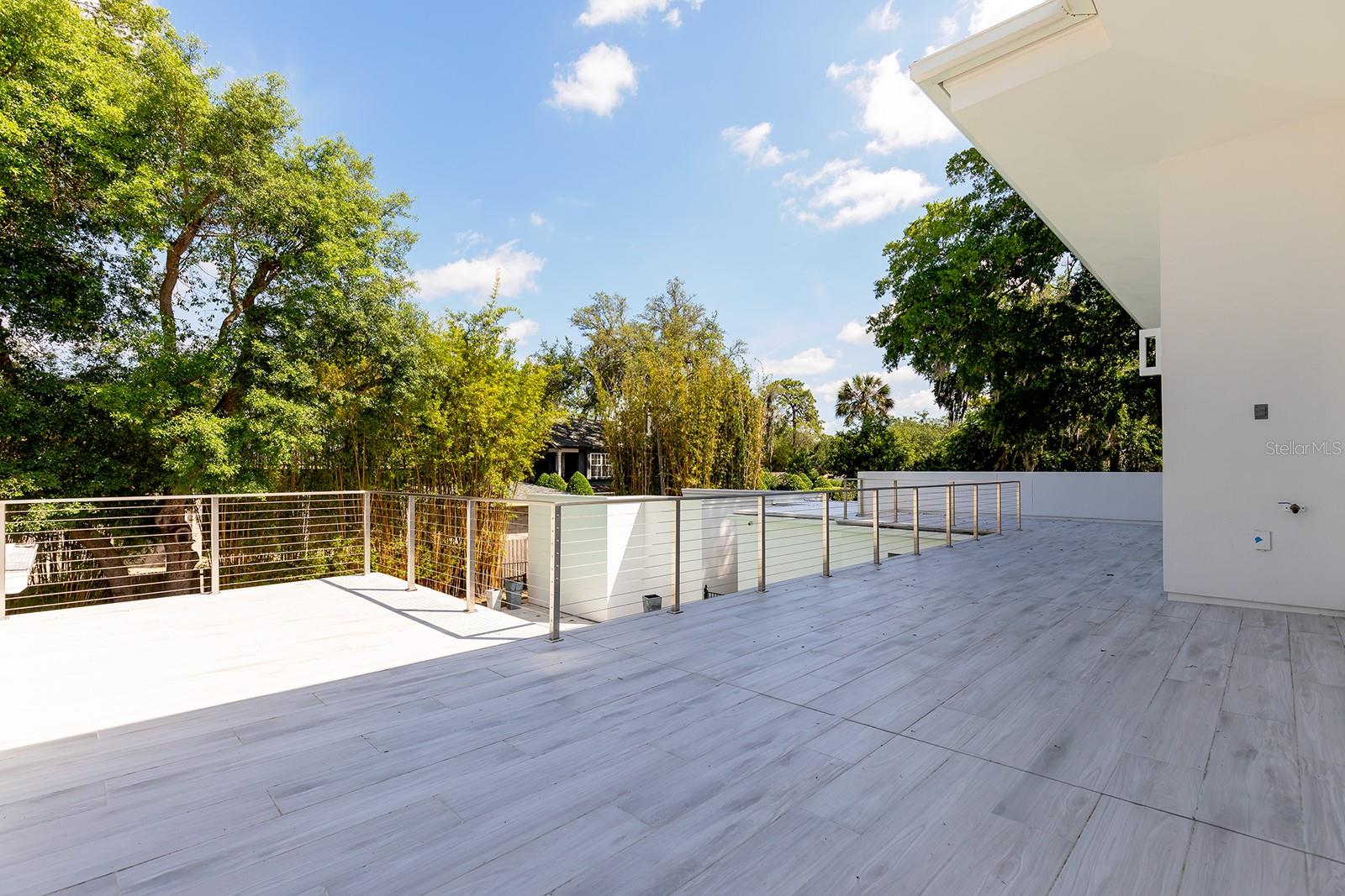 O6414890 Property Photo
