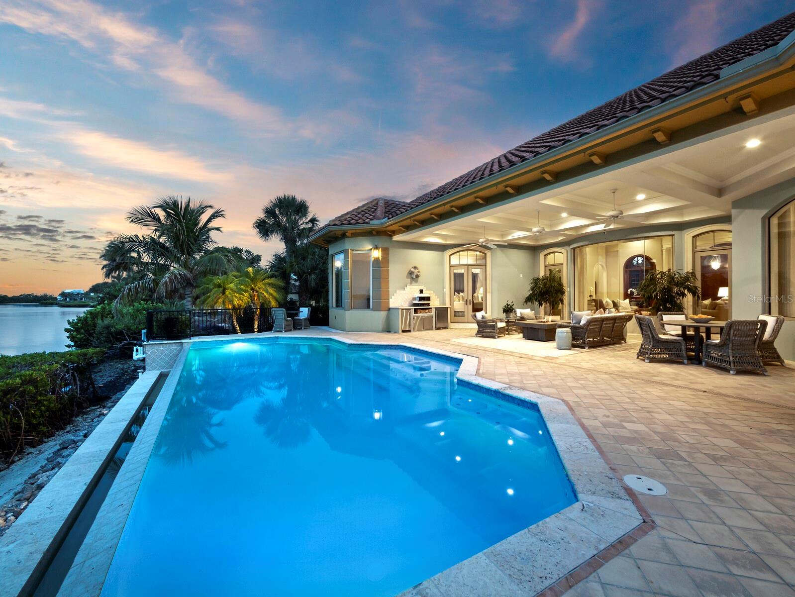A4696603 Property Photo