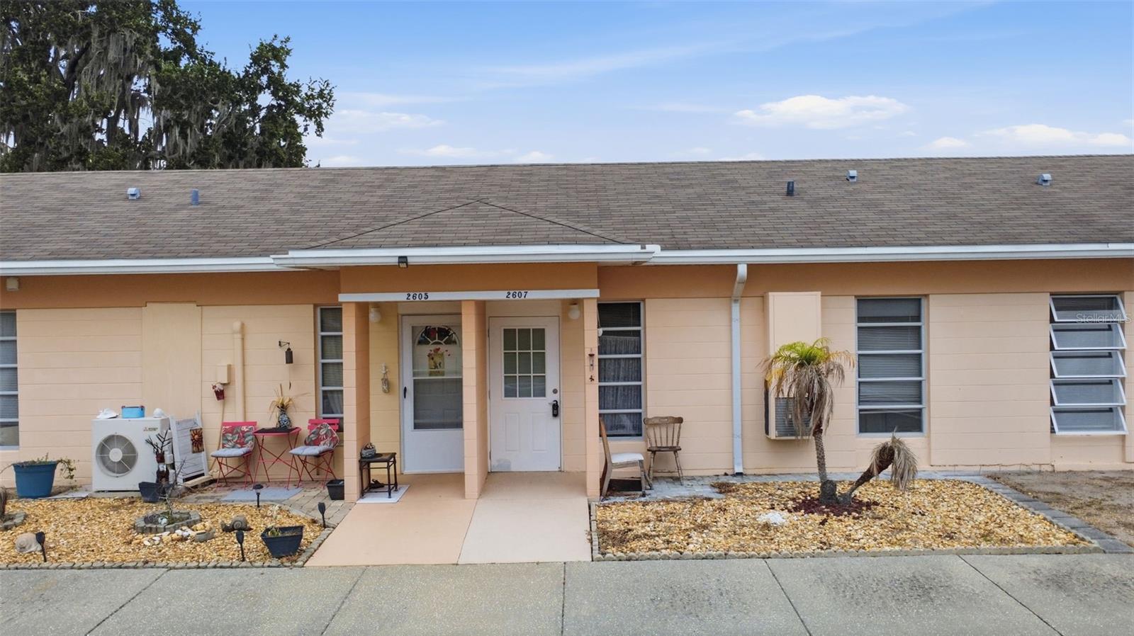 MLS# O6415850 Property Photo