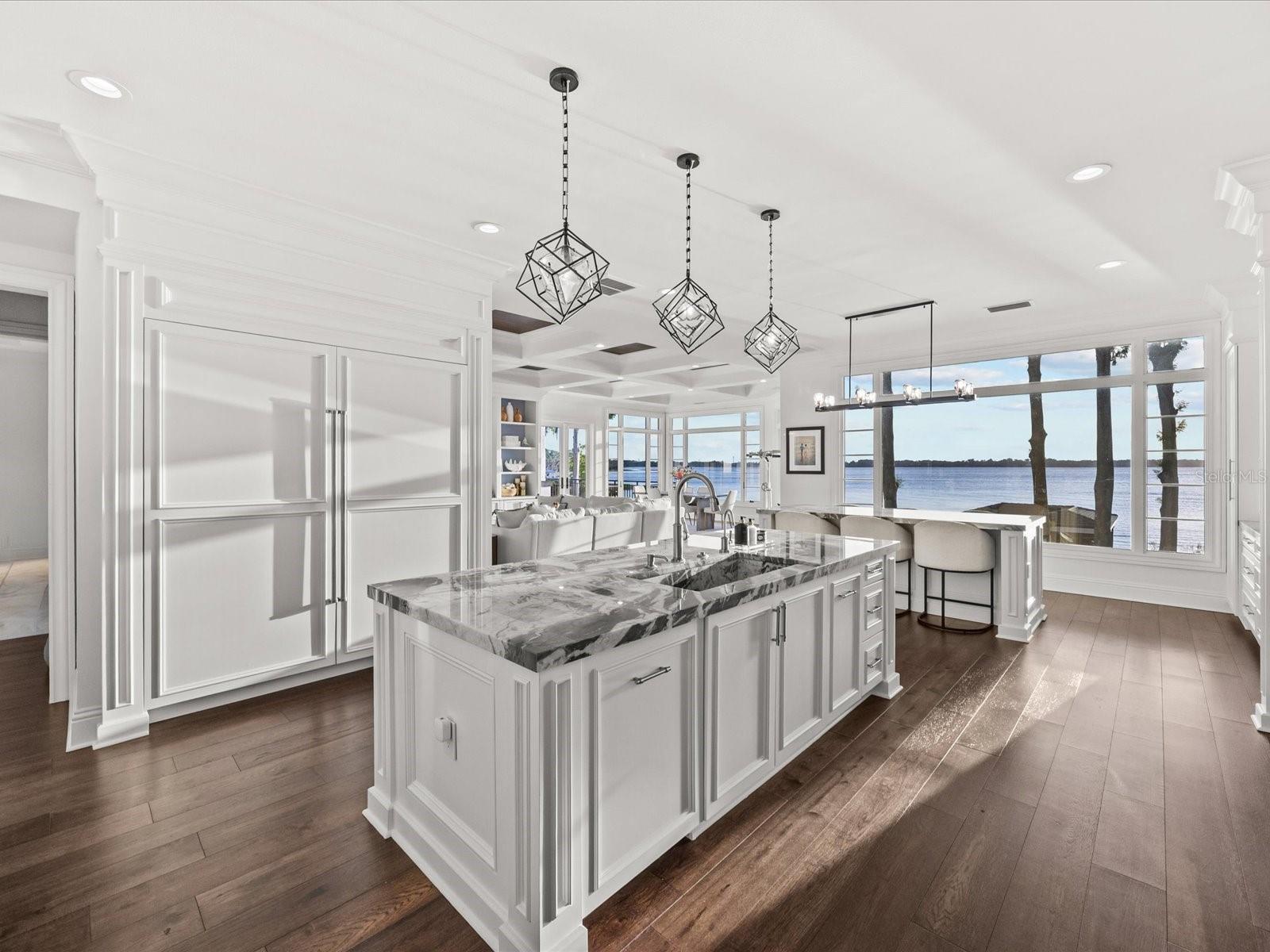 O6416194 Property Photo