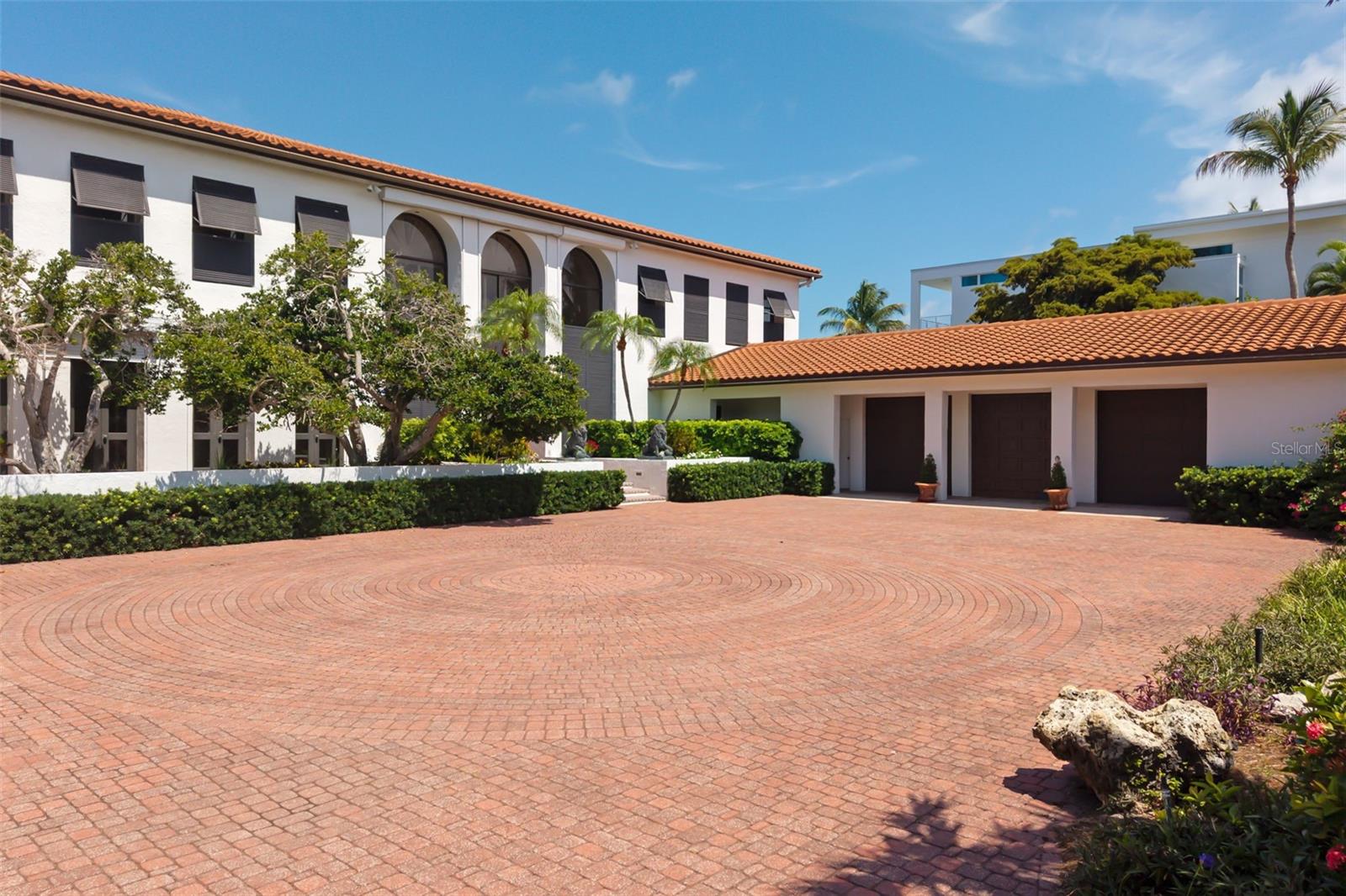 A4696910 Property Photo
