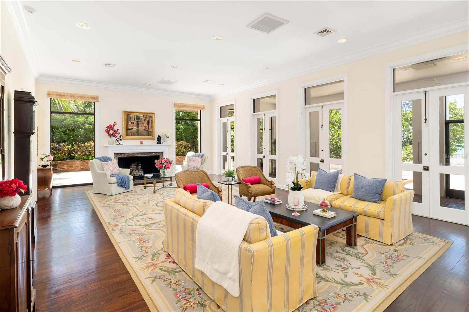 A4696910 Property Photo