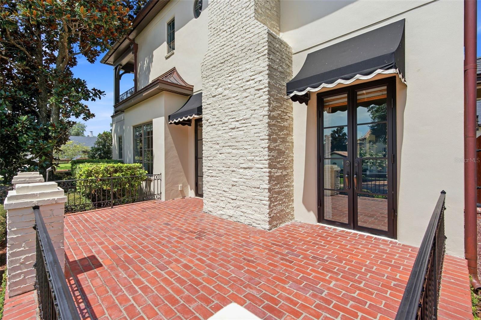 O6416342 Property Photo