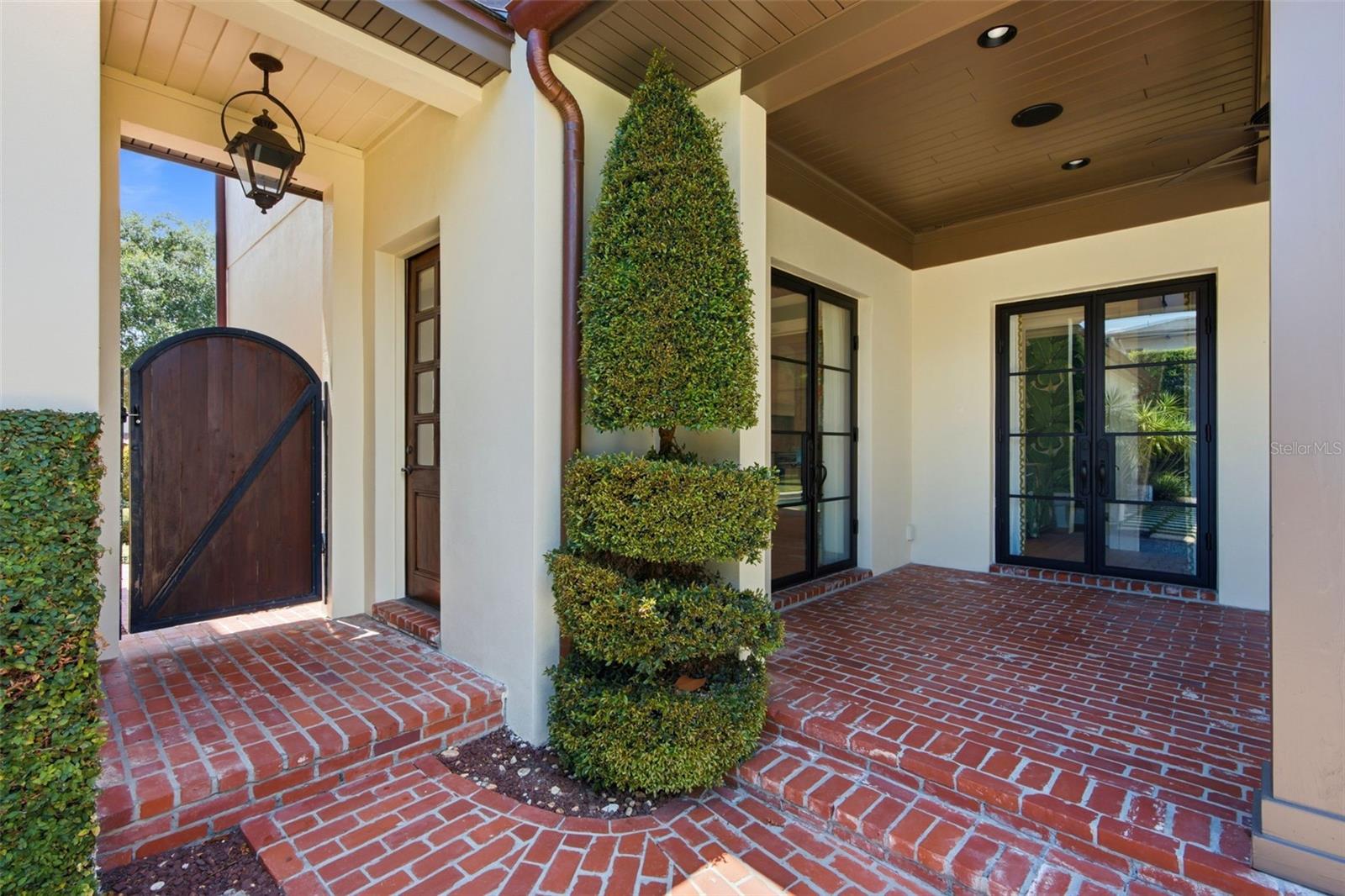 O6416342 Property Photo