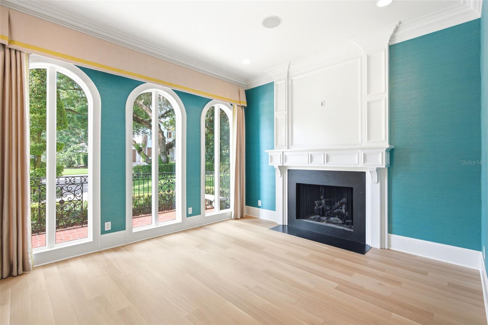 O6416342 Property Photo