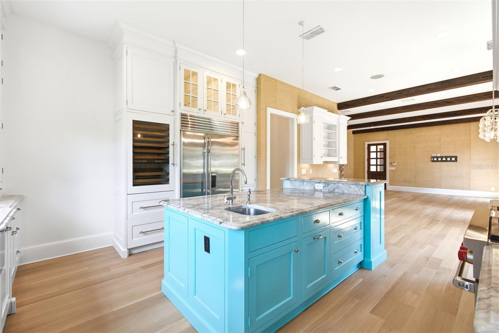 O6416342 Property Photo