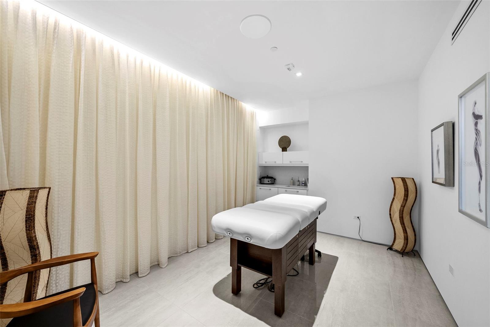 A4696967 Property Photo