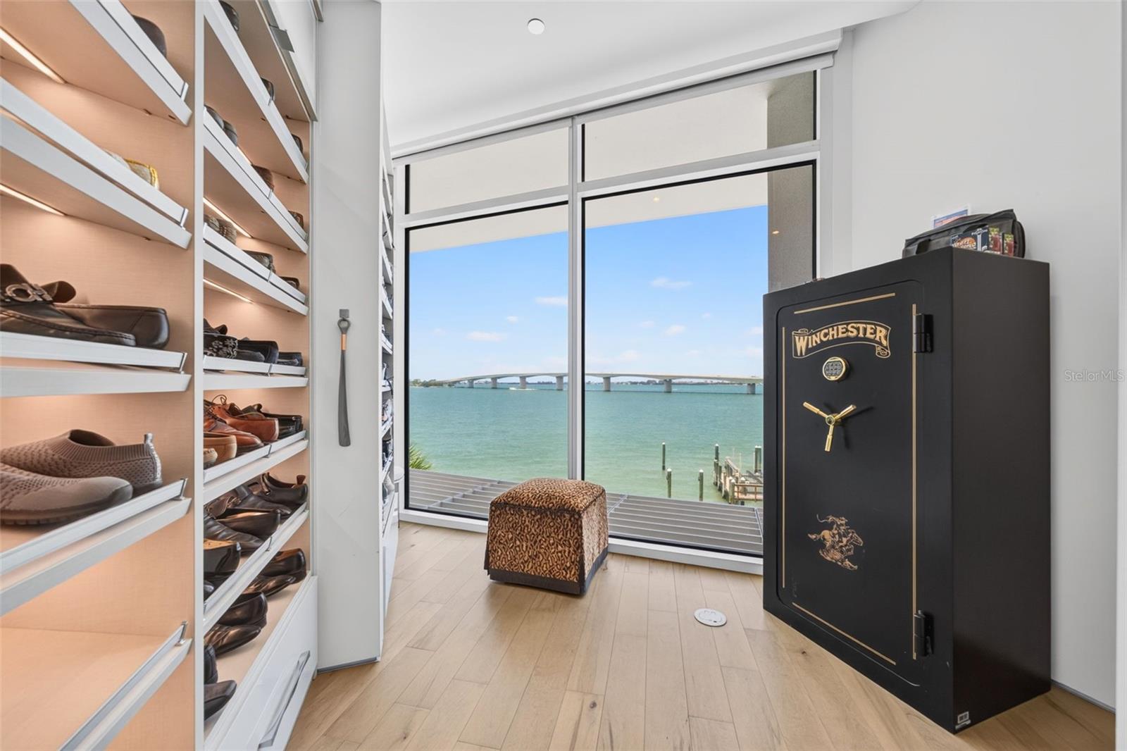 A4696967 Property Photo