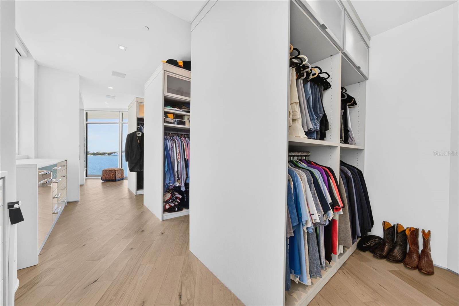 A4696967 Property Photo