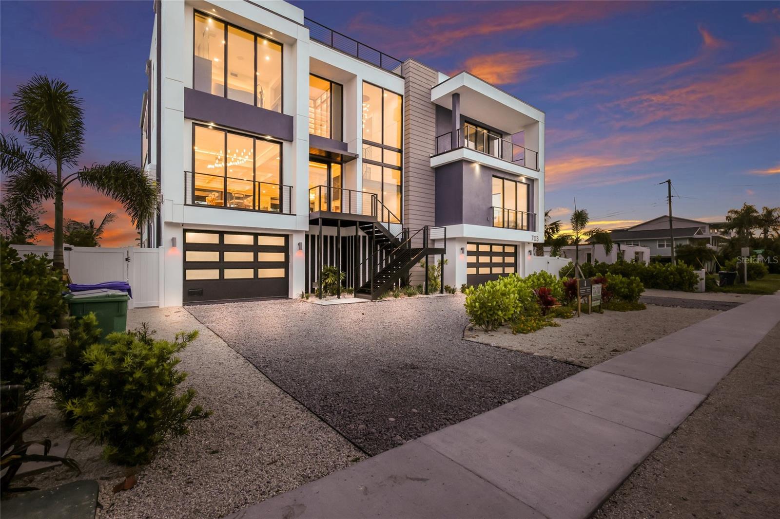 A4697213 Property Photo