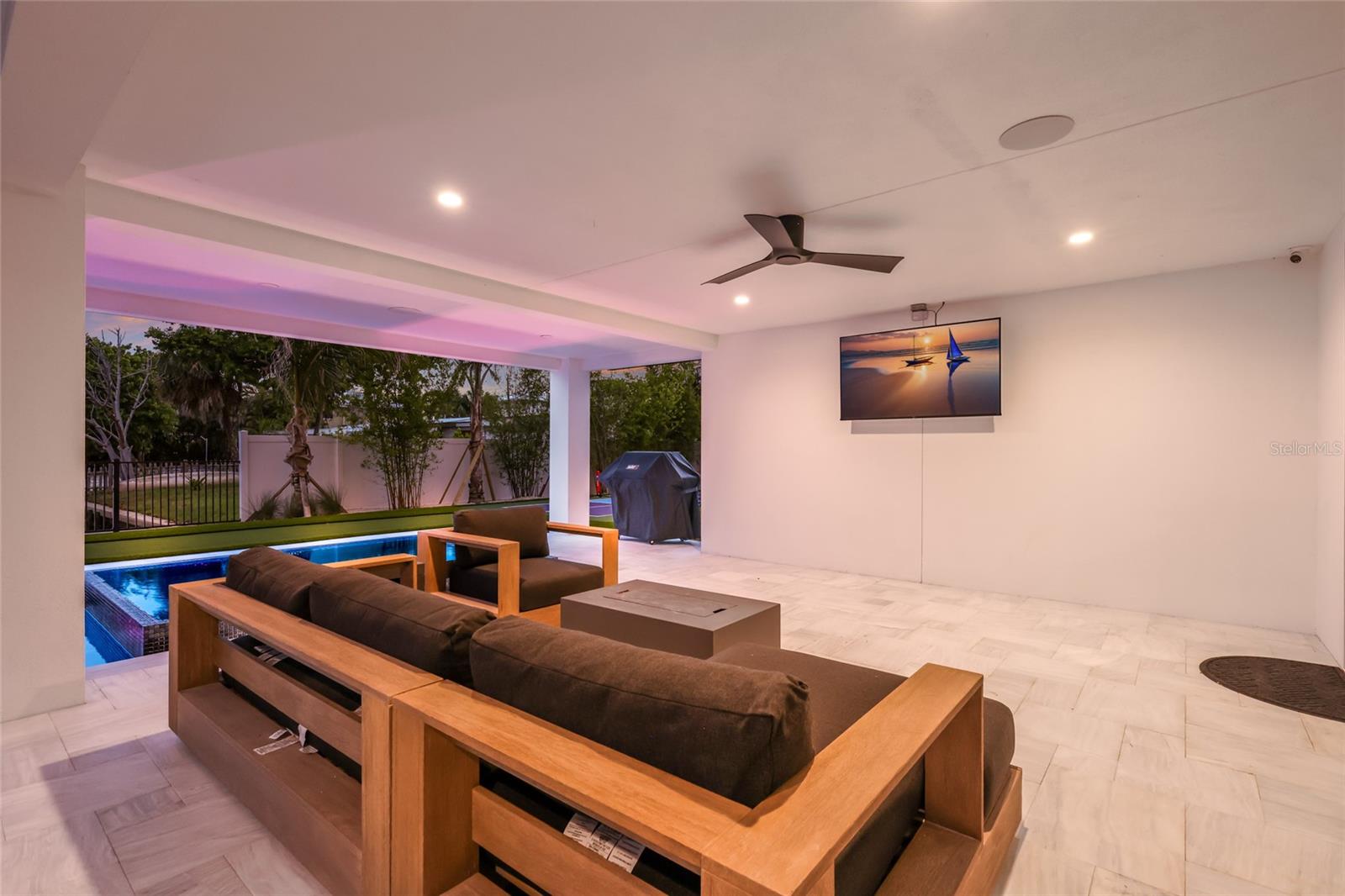 A4697213 Property Photo