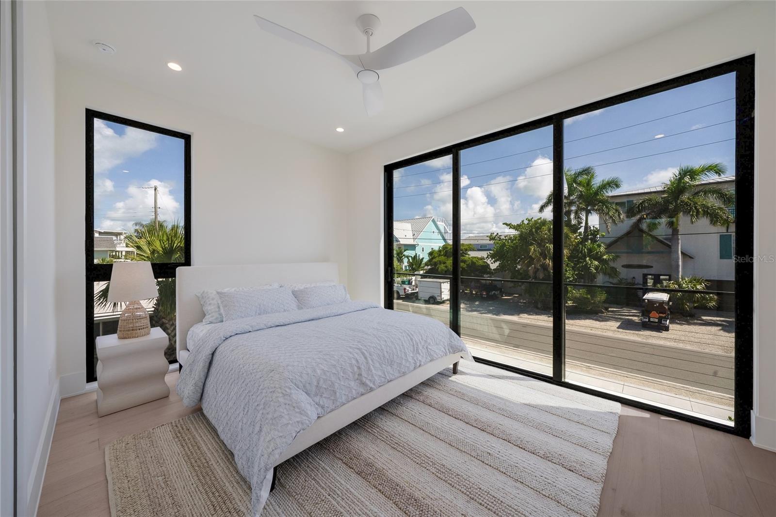 A4697213 Property Photo