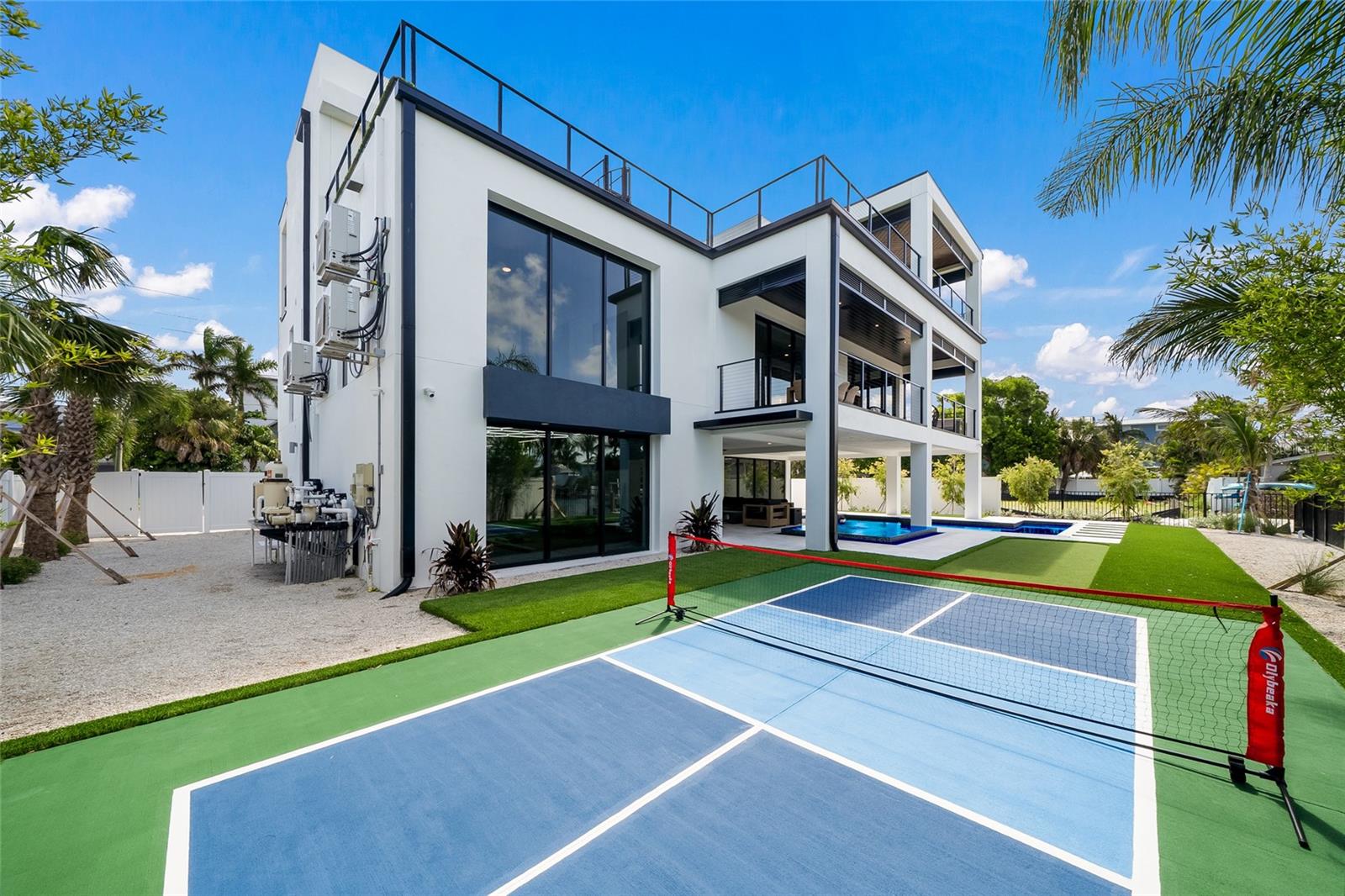 A4697213 Property Photo