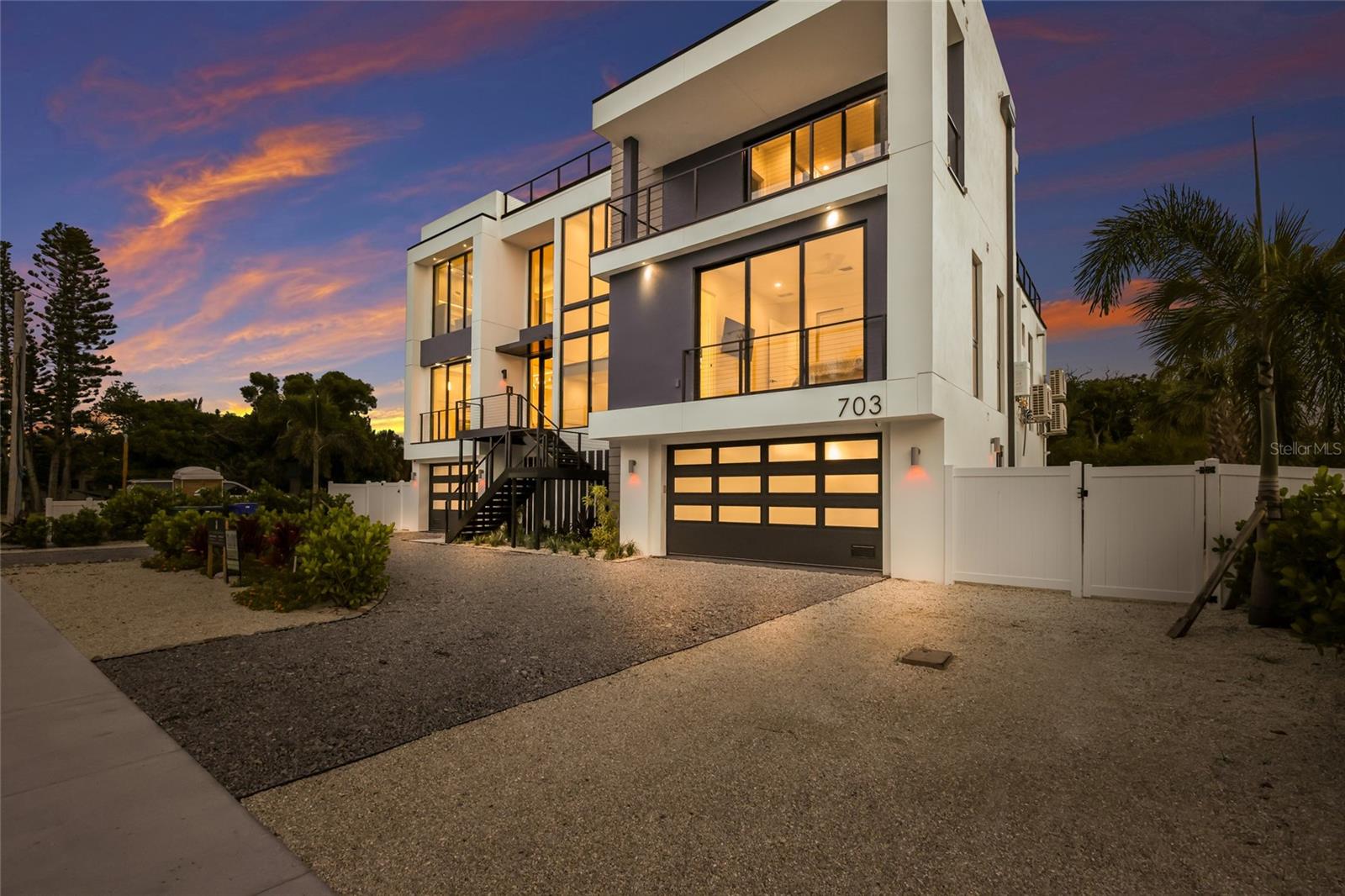 A4697213 Property Photo