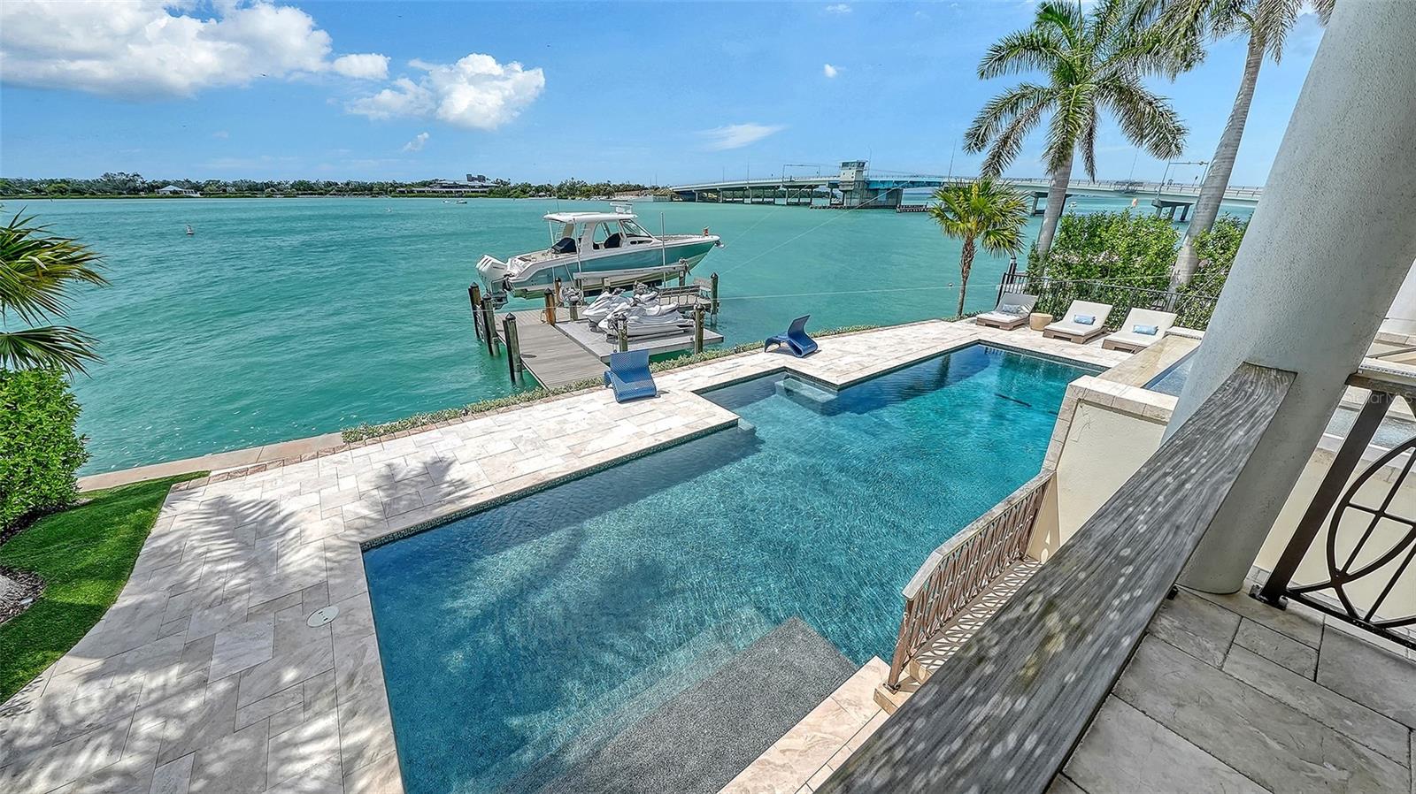 A4697230 Property Photo