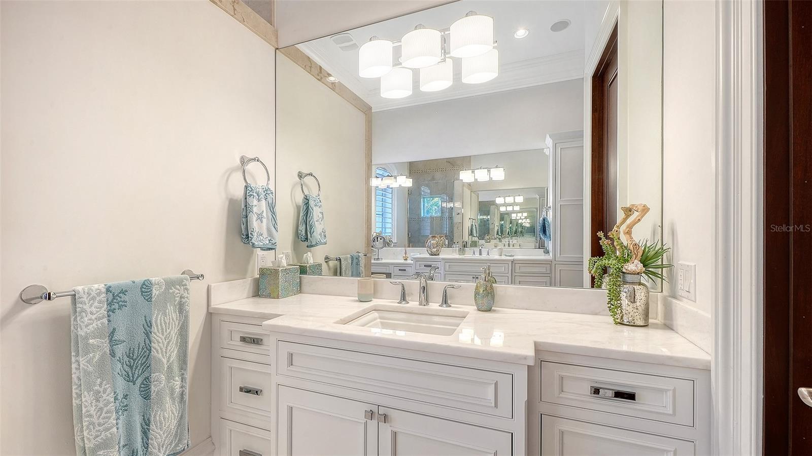 A4697230 Property Photo